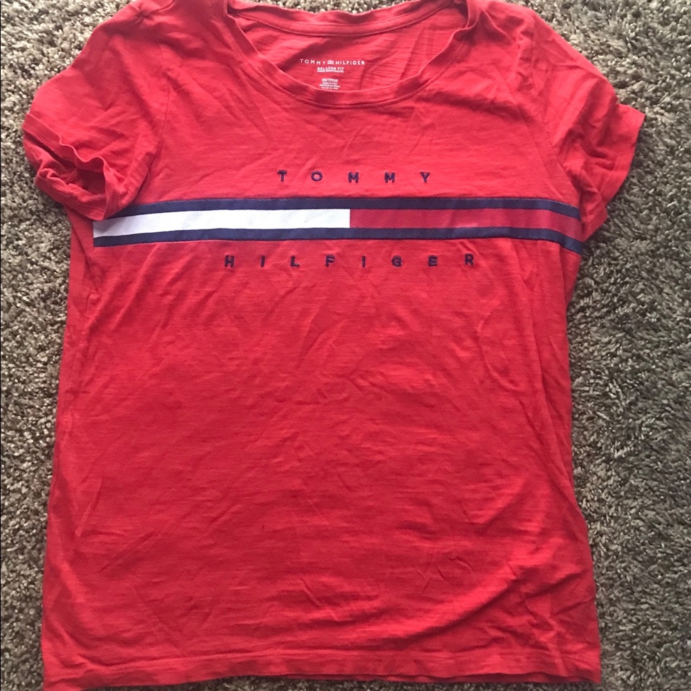 Tee